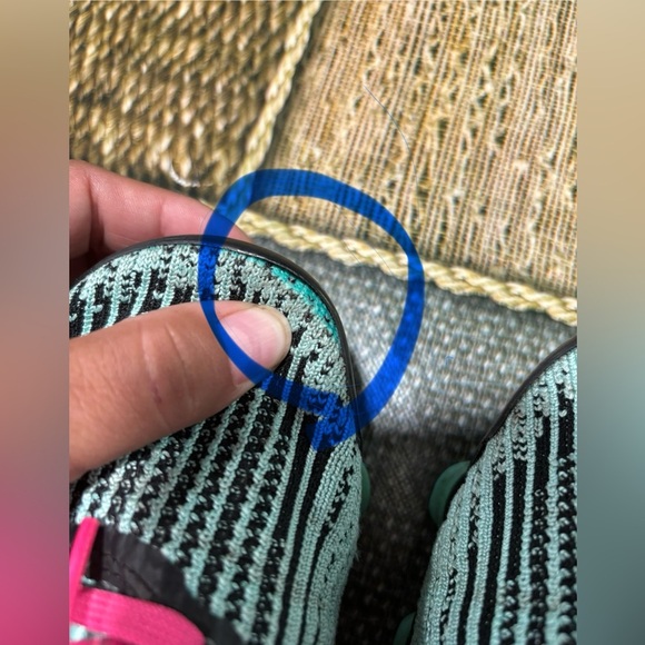 Nike Women's Sneakers in Teal and Pink - Picture 6 of 10